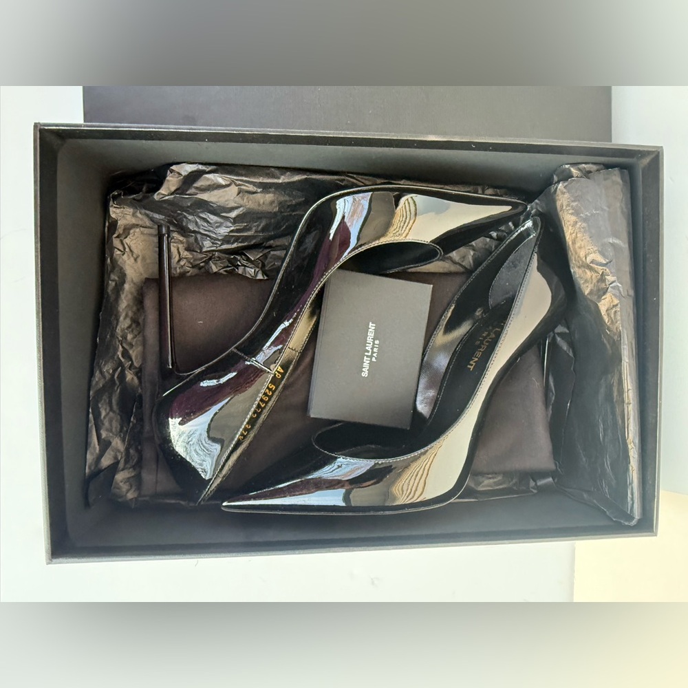 Authentic Saint Laurent Anja 105 Black Patent Leather Pumps Size 7.5